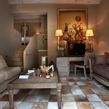 Szálloda La Tartane Saint-Tropez