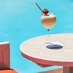La Tartane 호텔 쎙뜨호뻬