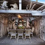 Hotel La Tartane Saint-Tropez