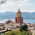 La Tartane Hotel