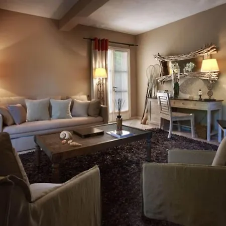 Hotel La Tartane Saint-Tropez