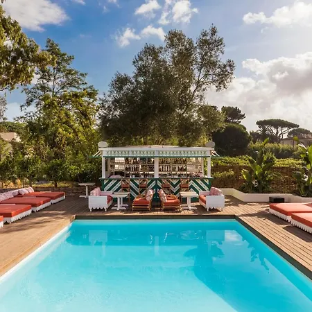 La Tartane Hotell