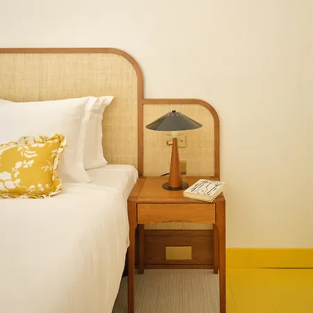 La Tartane Hotel