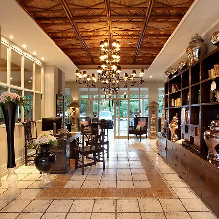 La Tartane فندق 5*