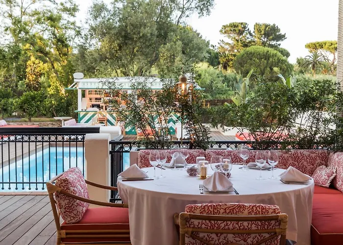 La Tartane Готель Сен-Тропе