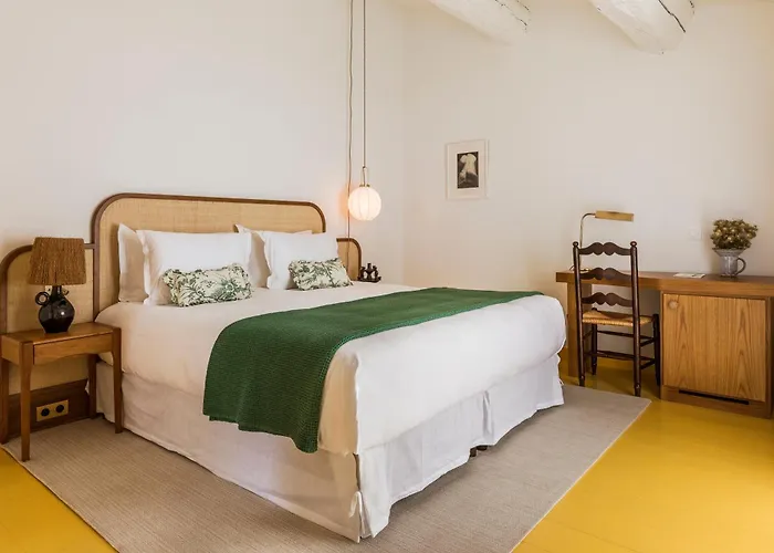 Готель La Tartane 5*