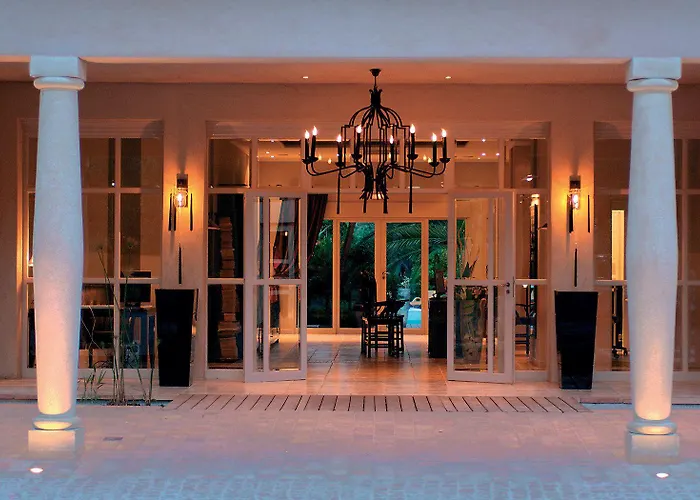 Otel La Tartane Saint-Tropez