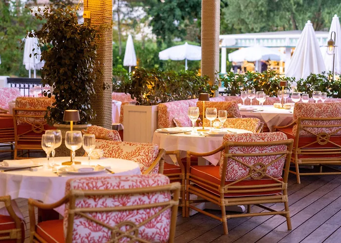 La Tartane Otel Saint-Tropez